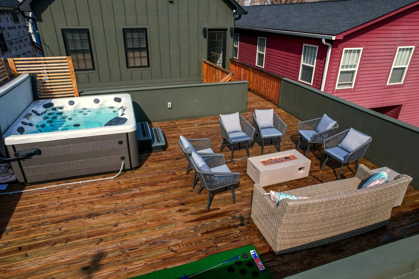 Rooftop lounge at Parkway House