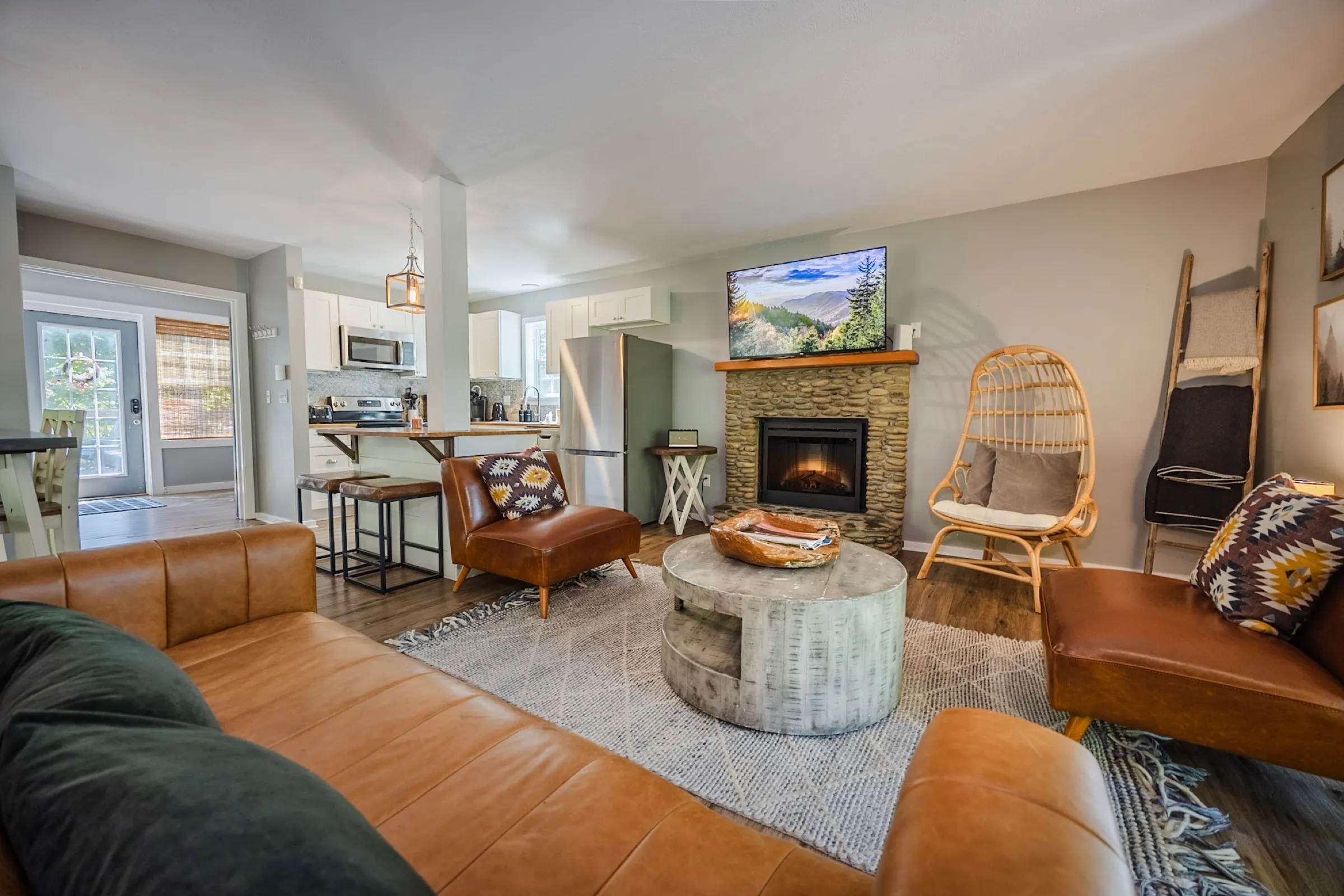 Living room at Hygge Blue Chalet