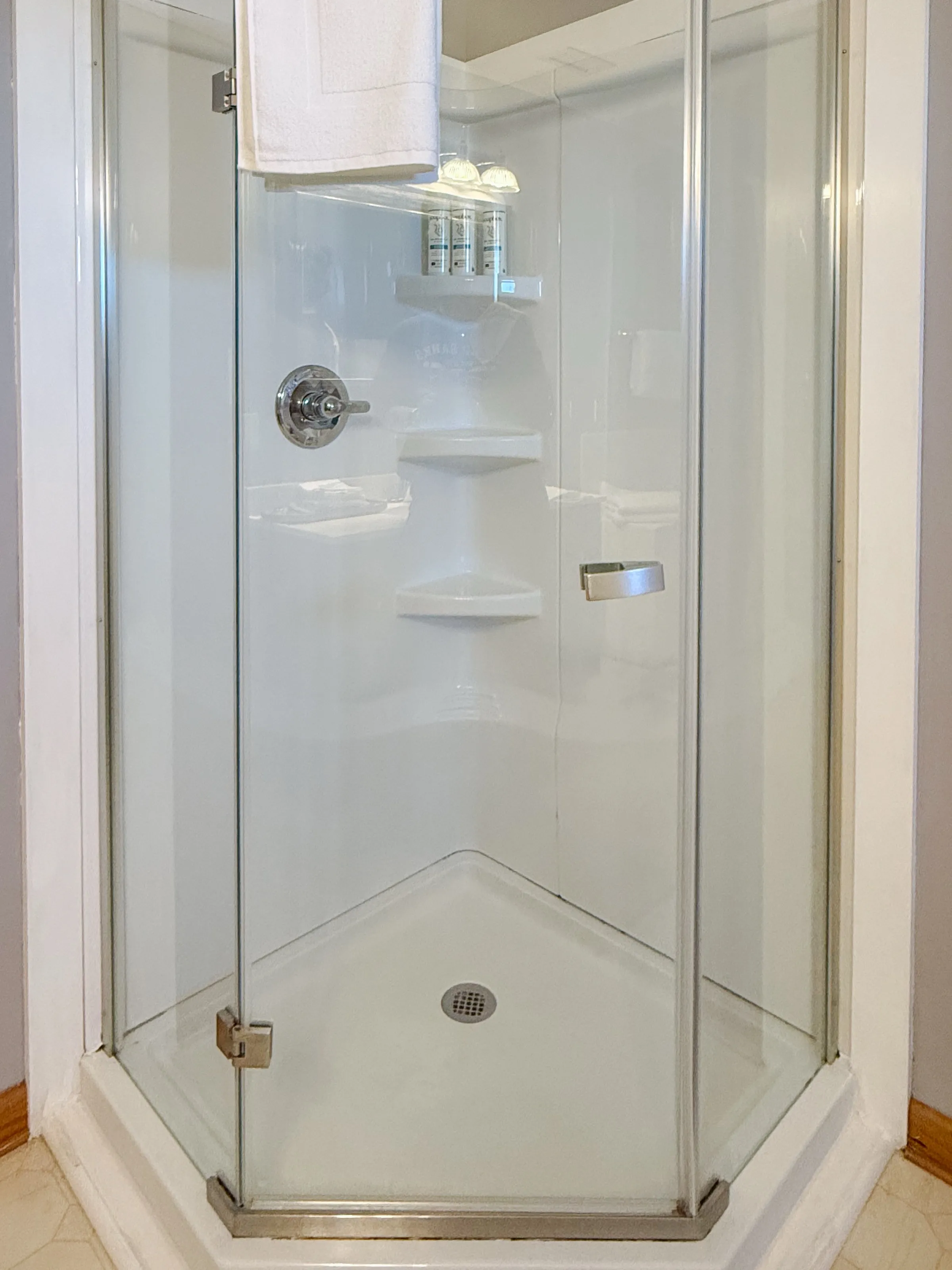 Bathroom at Bluebird Cottage