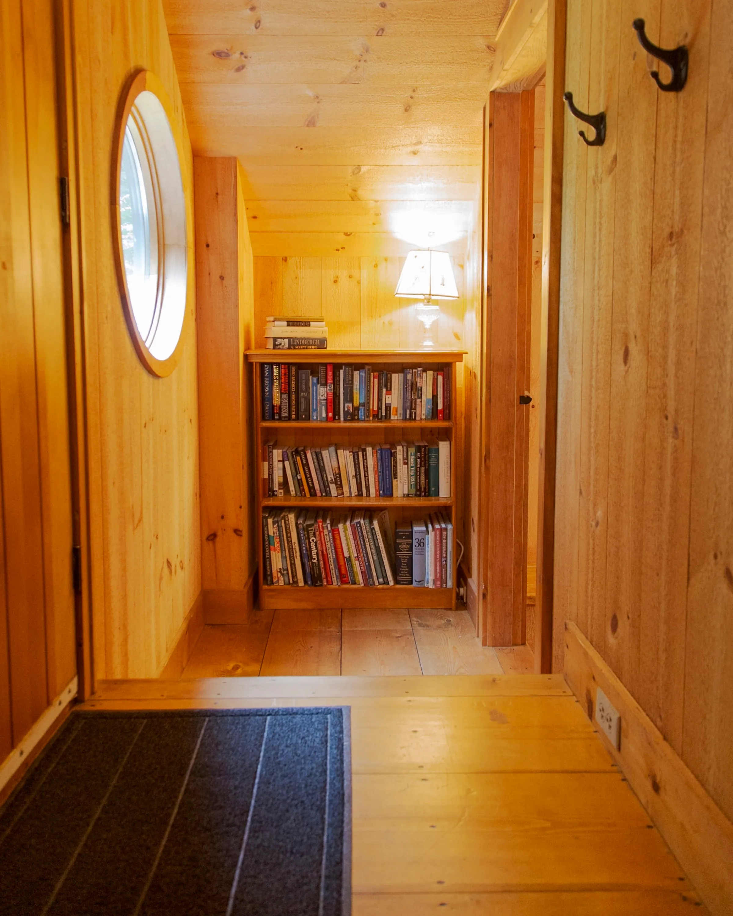 Reading nook at Deerwood Hill